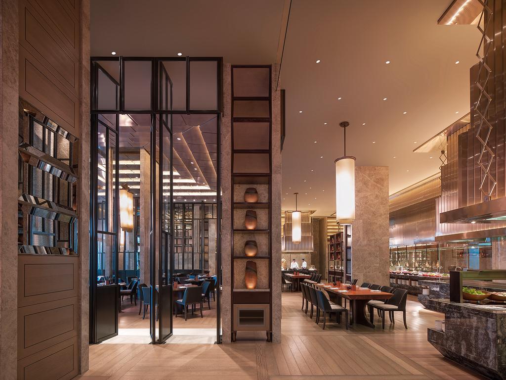 New World Guiyang Hotel Exterior photo
